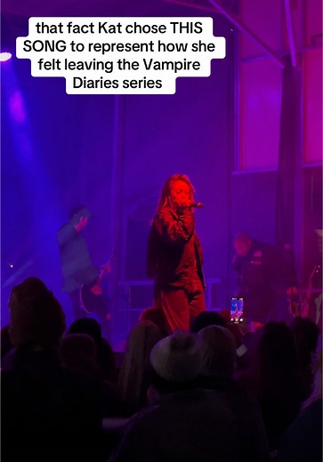 @katgraham @P!NK #fyp #epiccons #tvd #thevampirediaries #theoriginals #adropintheocean #elana #bonniebennett #damonsalvatore #stephansalvatore #panel #smallcreator #smallcontentcreator #microinfluencer #concerts