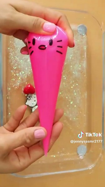 #asmr #slime #pipingbags #pipingslime #satisfying