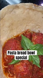 Pasta bread bowl