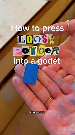 Transforming Loose Powder into a Pressed Godet Using Eyeshadow | Cosmetics Science