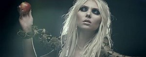 THE PRETTY RECKLESS: 'Going To Hell' Video Released