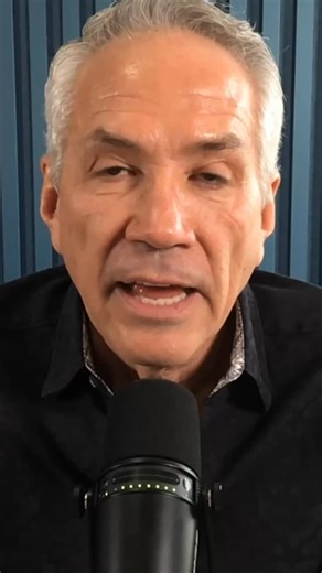 AI and real-time computing are pushing infrastructure closer to users. Latency and reliability matter more than ever. Micro data centers are built for this shift. Comment AI and I’ll share how this trend is creating new return opportunities for investors. #AIInfrastructure #EdgeComputing #MicroDataCenters | Paul Montelongo Investor