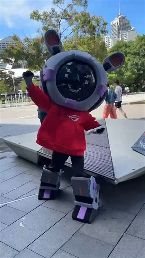 🎮 Even Omni couldn’t resist unlocking next-level play on the new ROG Xbox Ally 🔓⚡ Lightweight. Powerful. Ready to go wherever you go! Available Now: https://au.rog.gg/uh8wrb #ROGAlly #UnlockTheROGLab #RepublicOfGamers #XboxGaming #HandheldGaming | ASUS Republic of Gamers