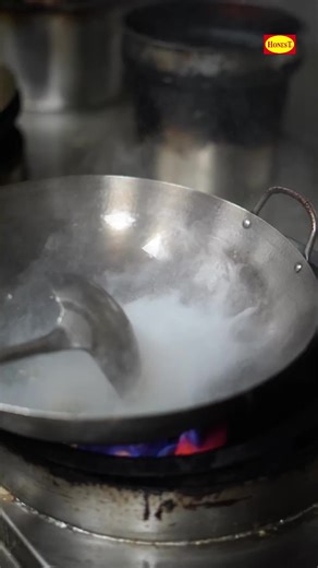 Spice, Flavor, Perfection! 🍜🔥 Bold garlic, fiery chili, and perfectly stir-fried noodles—our Chilli Garlic Noodles are the ultimate flavor explosion! A must-try for spice lovers. 🌶️✨ #ChilliGarlicNoodles #SpiceLovers #FlavorExplosion #NoodleCravings #GarlicGoodness #WokTossed #FoodieFavorite #AsianFlavors #SurreyEats #NoodleLover