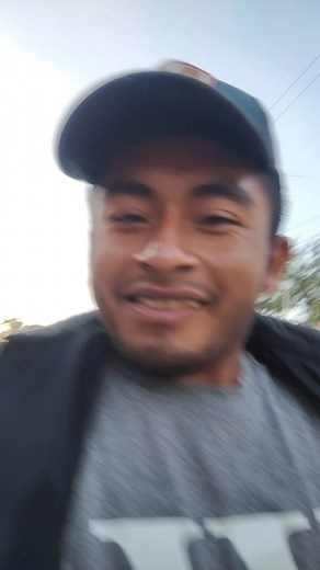 Se me olvidó que ya no hay papel de baño y ya ando cagando voy a comprar en la tienda 😂😂 | R Ortiz