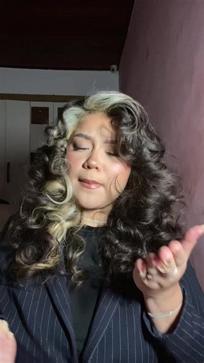 Transição de cabelo: penteados e inspiração para loiras em transição
