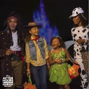 293 reactions · 13 shares | From young to immortal, all Guests can dress in costume and catch sight of some fiendish friends… 慄‍♀️栗‍♀️率‍♂️ | Walt Disney World | Facebook