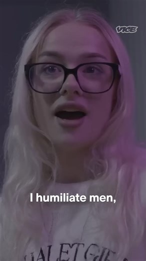 A streamer explains how she discovered financial domination | VICE