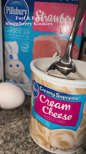 Delicious Strawberry Cake Mix Cookie Recipe