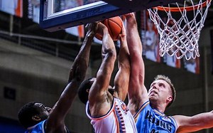 CBA常规赛第26轮全场集锦：上海77-84北京