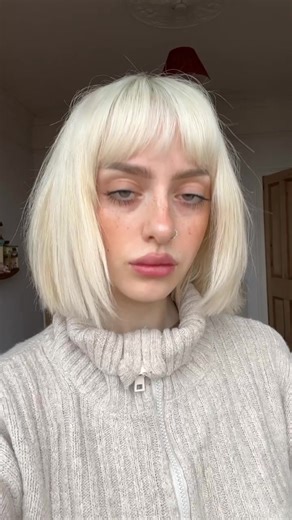 Enhancing Your Eyes with Makeup: Eye Bags Makeup Tutorial