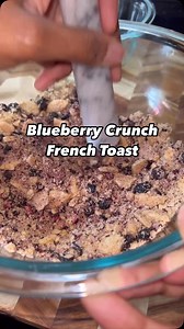 🫐🔥 Blueberry Crunch French Toast – A Sweet & Crispy Breakfast Delight! 🍞✨ Recipe by @chanelles.kitchen Golden French toast coated in a crunchy, buttery topping and loaded with juicy blueberries—this dish is the perfect balance of crispy, soft, and sweet! 🤤🔥 Perfect for brunch, breakfast in bed, or when you need a little morning indulgence! 📌 SAVE this now & make your next breakfast unforgettable! 👉 Follow @foodiebawse for daily mouthwatering recipes & foodie inspiration! Would you drizzle