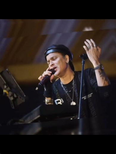 suwe banu suwe 🥱💜🥺 #zubeengarg song edit