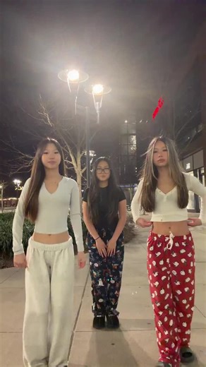 Nike Pro Challenge: Big Latina Dance Trends