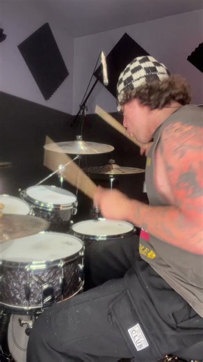 Porter plays Animals as Leaders