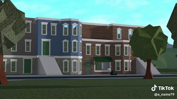 Exploring Downtown Bloxburg: Realistic Builds & More!