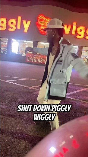 Do y’all still got a Piggly Wiggly near you? #trending #shorts
