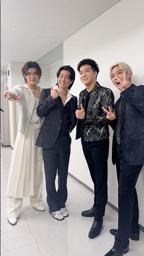 9/12放送のBS朝日「人生、歌がある」収録時のオフショット📸✨️豪華なメンバーでお届けします！放送もお楽しみに😉👍️#真田ナオキ #陽が沈む前に
