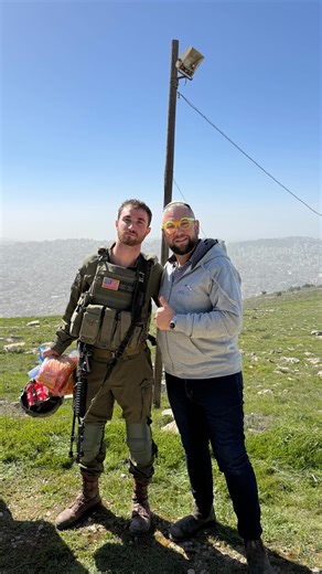 Lady’s, Josh is single so slide into his DM’s now! Josh came from Florida for his gap year and stayed to join the IDF to become a hero, a modern Maccabee! Feeling inspired by our Jewish youth! Am Yisrael Chai! | Kosher Guru