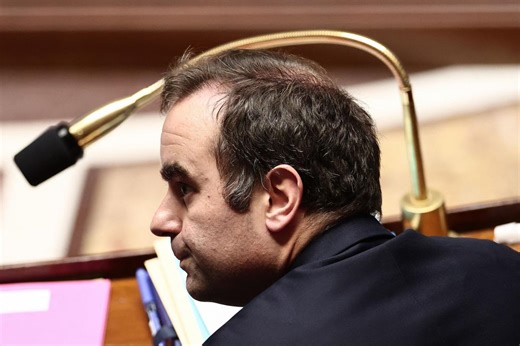 SONDAGE. La popularité de Sébastien Lecornu en nette baisse, Emmanuel Macron toujours très bas
