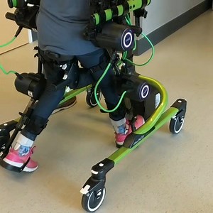 "Can it go faster?" is a question we hear a lot and our answer is always YES! The Trexo has a range of speeds to help your kiddo find the right cadence that is comfortable and ENJOYABLE for them! 🏃‍♂ One of our friends helped us demonstrate what a cadence of 85 steps/minute can look like in the Trexo. Pretty cool huh?! 🏃‍♂ Of course, your kiddo might be in a different place and might not want to start running so we can start as slow as 10 steps/min. Typically we find as kiddos become more comf