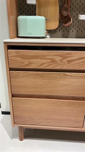 Solid Oak Buffet Storage for a Beautiful Dining Space #diningtable #cabinet #sideboard