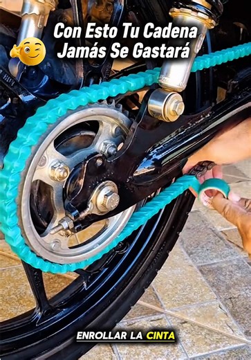 Cómo lubricar la cadena de una moto. . . . #car #usa #estadosunidos🇺🇸 #estadosunidos #estadosunidos🇱🇷