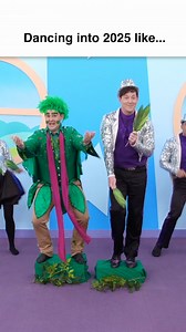 807K views · 10K reactions | Let's make 2025 the best year yet. And as the Tree would say... "Keep on dancing" | The Wiggles | Facebook