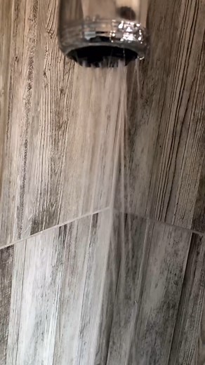 9.5K views · 183 reactions | Our creamy, non-greasy body scrub is the perfect addition to your bath time routine. Video Cred: @chowchowbunny 癩 | Bramley Cosmetics and Toiletries | Facebook