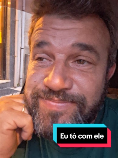 Eu tô com ele: Frase viral de apoio político e significado