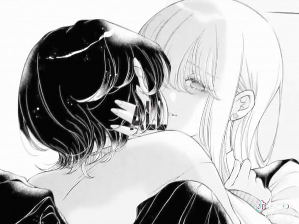 Exploring Toxic Yuri Relationships