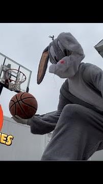 Bugs Bunny Plays Basketball