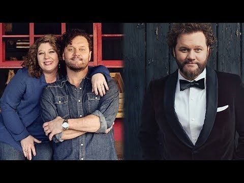 David Phelps wife Lori | David Phelps' wife's cancer battle showcases love, faith, and resilience