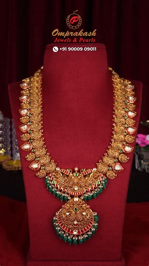 OMPRAKASH JEWELS •GOLD•DIAMOND on Instagram: "10 ways to style, one masterpiece to treasure ✨ This Nakshi Kundan Mango Haaram is a true work of art — intricate, regal, and endlessly versatile. Crafted to reflect heritage with a modern twist, it’s the statement piece every festive look deserves. 💛 Diwali offers live, visit now! Product Code: OPJ 1462 To know more DM, Whatsapp or Contact us on +91 90009 09011 📍 Visit us at Basheerbagh, Hyderabad #diwalicollection #mangohaaram #10in1 #nakshikunda