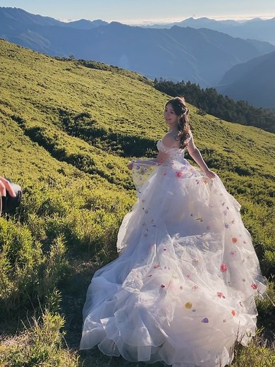 Demi's Bridal on Reels | Facebook