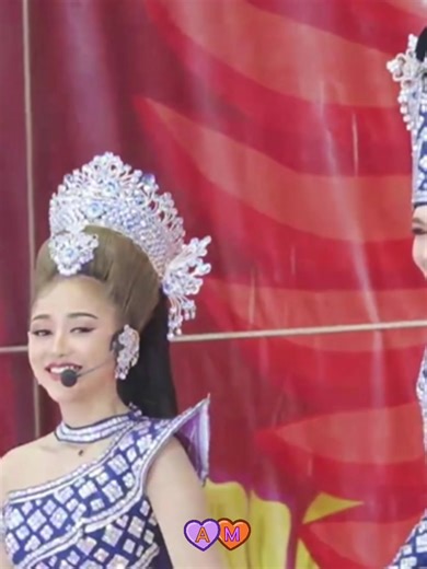 แต่งแน่แต่ต้องเป็นปีหน้า #นุ่นเนตรชนก #นุนุ่น🧡💜 #กฤษฎาบารมี #บ้านพ่อกิดดา🧡💜กับม๊านุ่น #ลิเกคณะรุ่งฟ้า_กฤษฎา_บารมี💙🤍