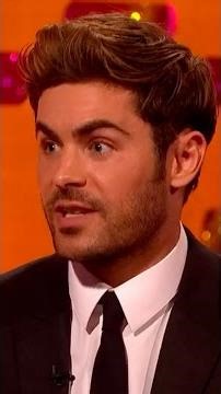 O dia em que Zac Efron conheceu Michael Jackson (por ligação)! 🗣️