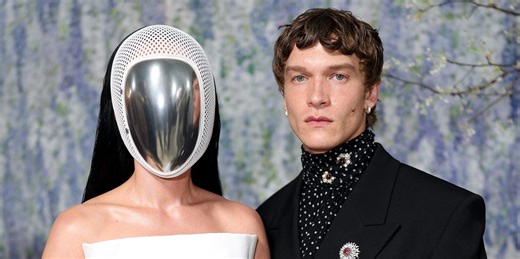 Katy Perry’s Mask at the Met Gala Actually Holds a Symbolic Meaning