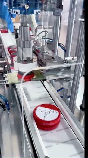 Automatic hand cream tin capping machine high speed operation