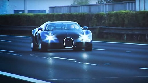 Video: Dieser Bugatti-Veyron-Besitzer fährt über 400 km/h auf der Autobahn