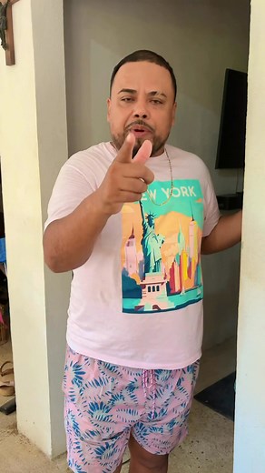 Hoy toca el “chiquito”😆😆 #couplecomedy #couplegoals #humor #comedy #comedyvideo #comedyreels | Roberto Nava