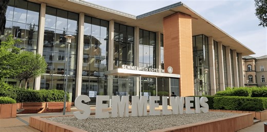 Felvételi 2026: ennyi állami ösztöndíjas helyet hirdettek meg a Semmelweis Egyetemen