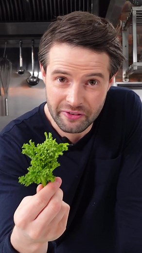 Delicious Charred Kalettes Recipe with Crispy Garlic & Sweet Chilli Dressing