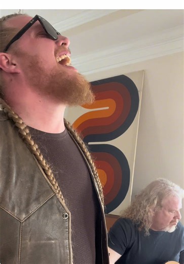 This has been a fun week of covers but before we get back to the originals this coming week I wanted to play one of my favorites “Drift Away” by Dobie Gray This is one of the songs that make me fall back in love music every time I hear it. Until then send some song requests for the next round of covers! What country/Americana song you want to hear next?? @Mark Dunn Music #Huntley #HuntleyMusic #DriftAway #DobieGray #DriftAwayCover