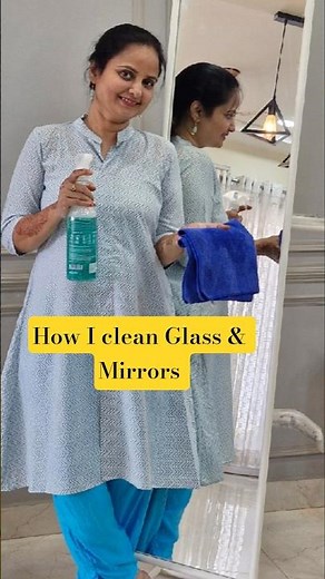 How to clean glass and mirrors super effectively? #shorts #ytshorts #youtubeshorts