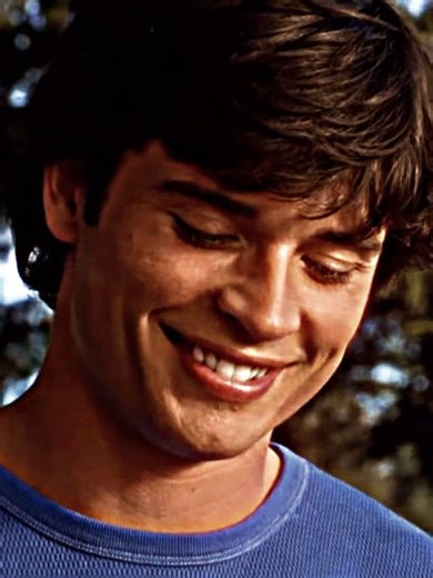 thank you all for 132k likes!Clark Kent edit #edit #fyp #clarkkent #superman #smallville