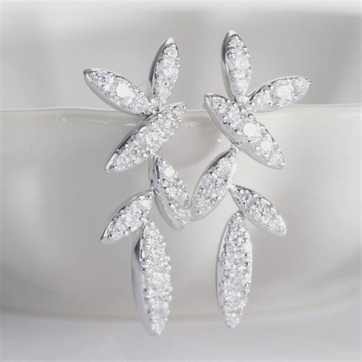 14 reactions | Sparkle even more this Bonfire Night... Encapsulating the excitement of fireworks, our new Essence diamond collection is the epitome of celebration. Shop Essence by Beaverbrooks https://bit.ly/3VjdbNx  | Beaverbrooks the Jewellers | Facebook