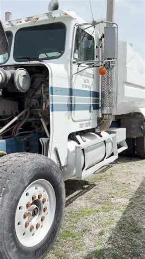1987 FREIGHTLINER FLC64T For Sale