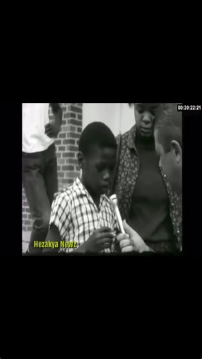 In the 1960s, after Brown v. Board of Education, American students faced violent mobs while trying to attend newly desegregated schools.🤔#foryoupage #fyp #fypシ゚viral #kinglish #hiddentruth