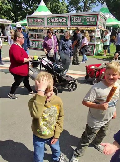 Ouch Spooned @sandwichfair-sandwichillin5422 #spooned #getspooned #spoonman #streetmusic #fair